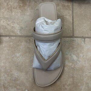 NWT! THEORY Belted Nude Leather Open Toe Heeled Sandals Size 7W (37)